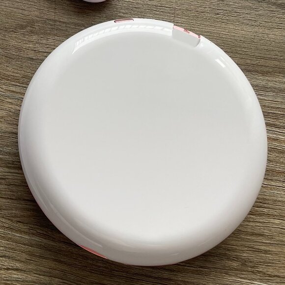 Impressions Coco LED Compact Mirror - Like New - Picture 3 of 12